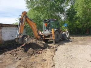 Prace ziemne - koparko-ładowarka jest niezastąpiona